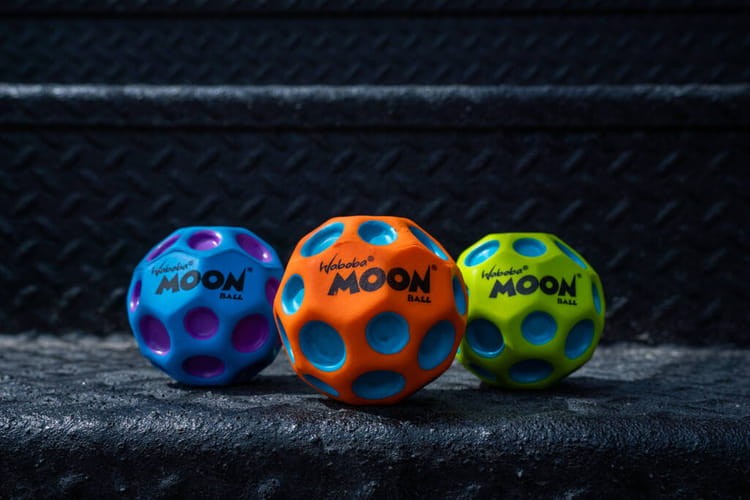 pol_pl_Pileczka-Waboba-Moon-Ball-Blue-Purple-1010_3.jpg