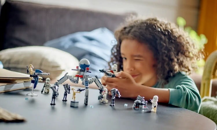 LEGO Star Wars 75372 Zestaw bitewny z żołnierzem armii klonów™ i droidem bojowym™