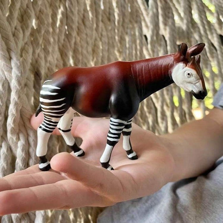 Safari Ltd - Figurka Okapi Leśne 100732